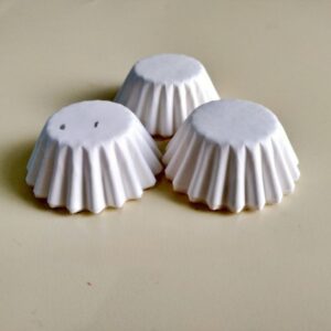 ROUND CUP CAKE MG PUTIH 55-24